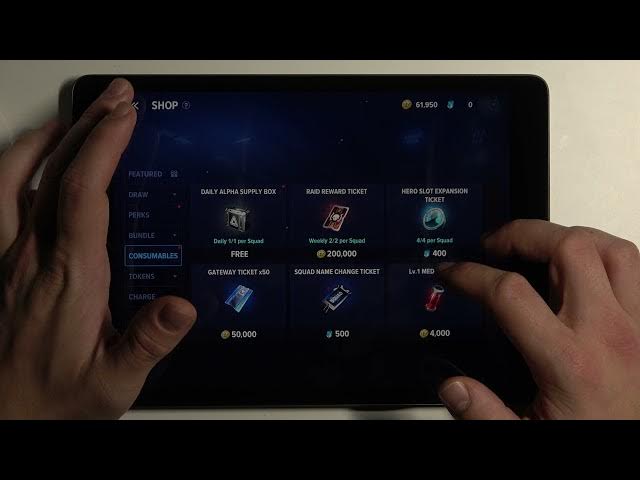Video thumbnail for How Marvel Future Revolution works on iPad 2021 – Short Gameplay