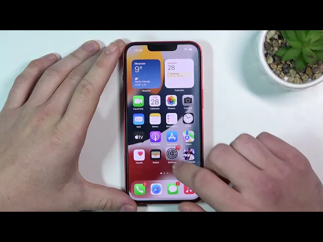 Video thumbnail for How to Enable/Disable Assistive Ball on iPhone 13 – Set Assistive Touch