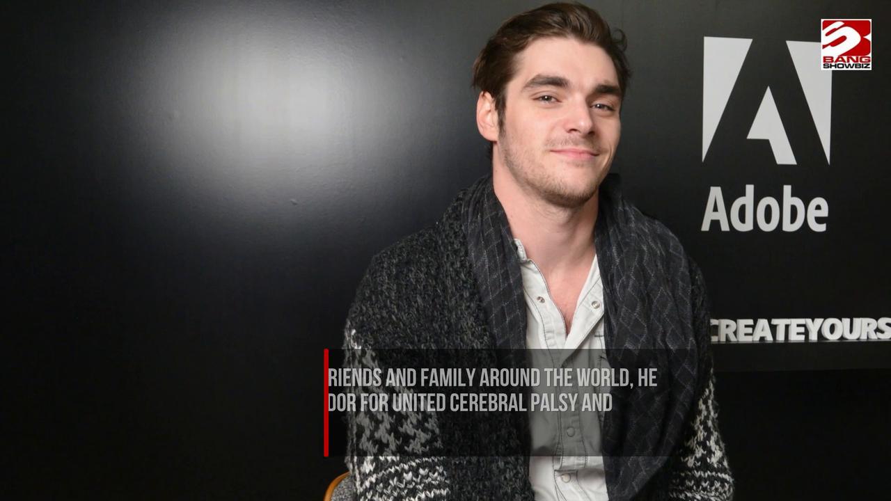 Video thumbnail for RJ Mitte dies aged 34.