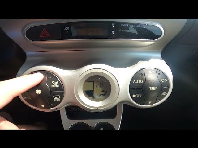 Video thumbnail for How to Change Airflow Power in Toyota Urban Cruiser ( 2009 – 2012 ) | Adjust Blowing Power