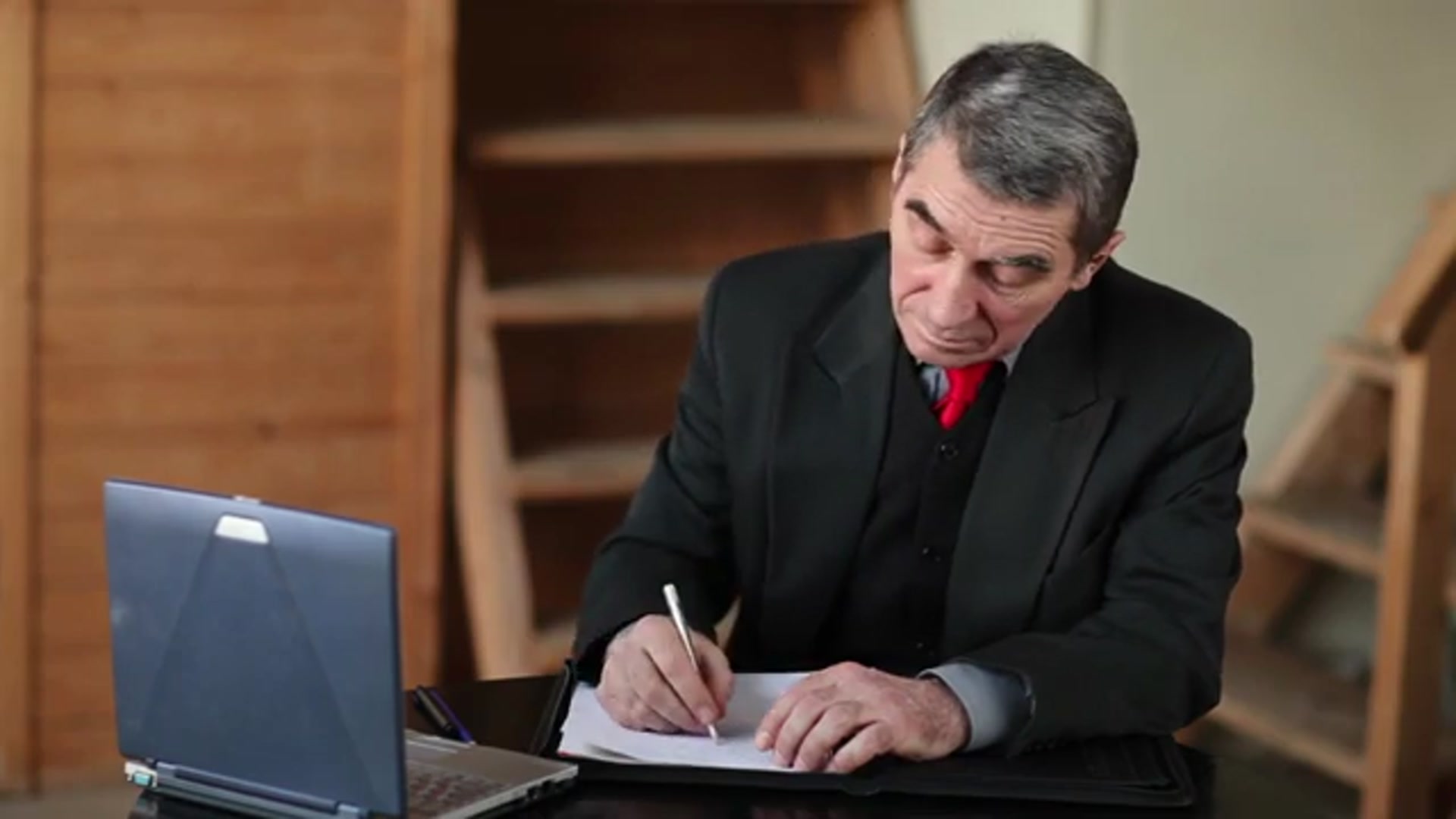 Video thumbnail for Mesothelioma Claims in the USA: Asbestos Exposure, Evidence & Legal Options | Part 2