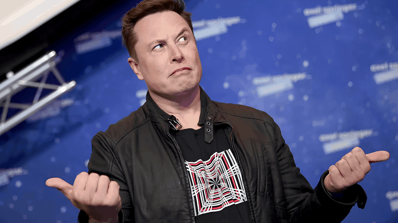 Video thumbnail for Elon Musk warns AI tsunami could wipe out 50% of white-collar jobs