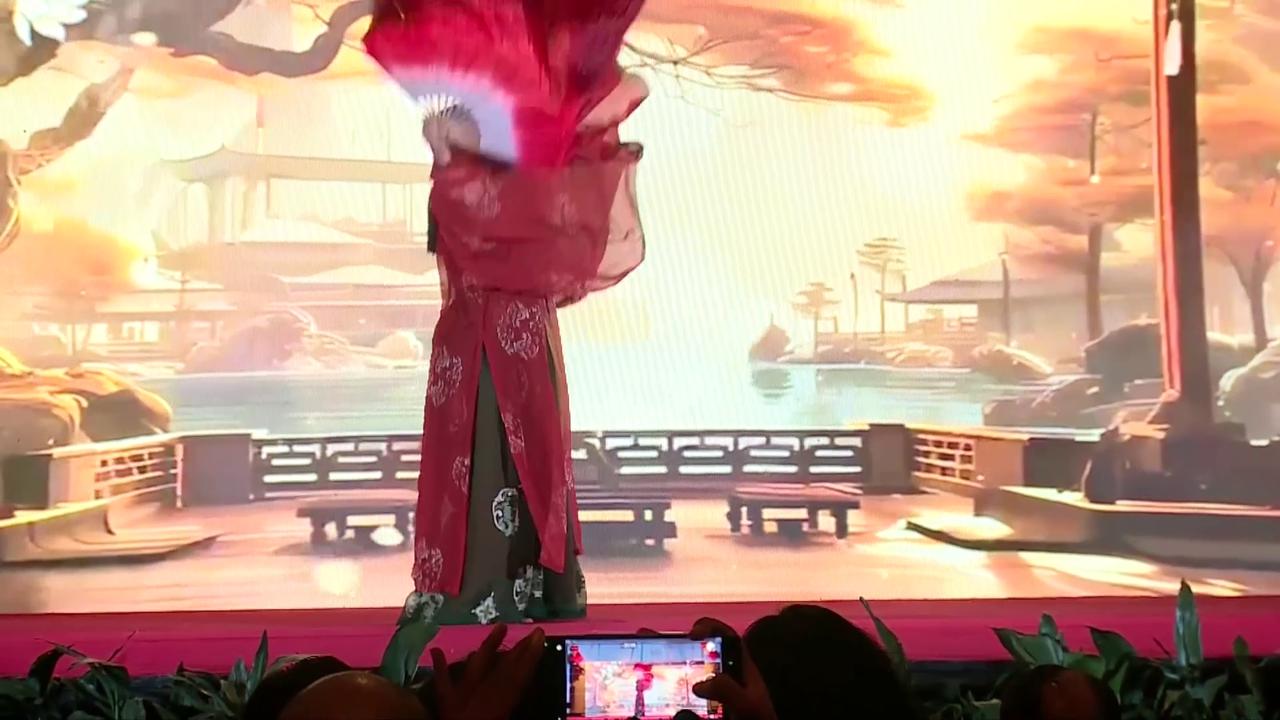 Video thumbnail for Nepal: Student wins Chinese language competition in Kathmandu.