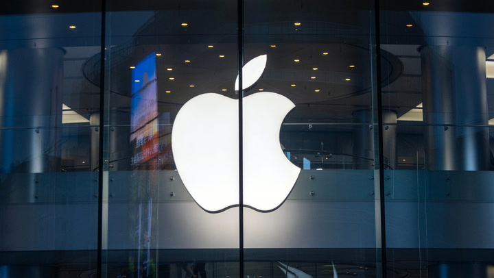 Video thumbnail for Apple Cuts Hundreds of Jobs as it Refocuses on A.I.