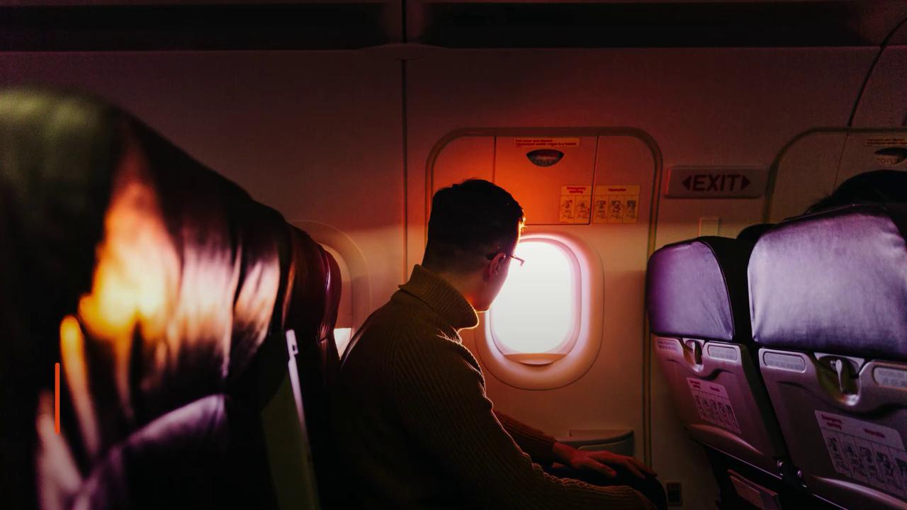 Video thumbnail for Travis Barker assure que sa fille avait prédit son crash d'avion.