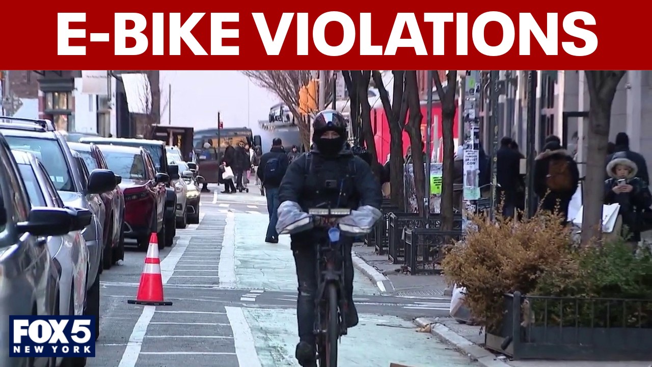 Video thumbnail for NYC ends criminal charges on low-level offenses for cylists