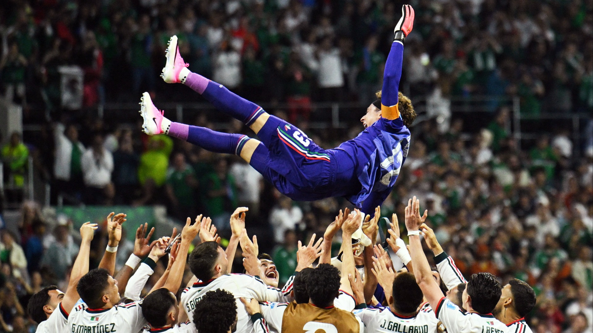 Video thumbnail for Mexico vs. Ecuador: An Exciting World Cup Showdown Awaits