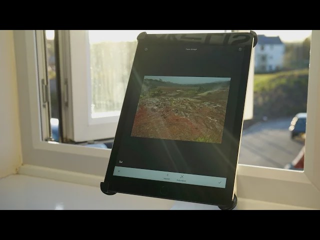 Video thumbnail for Use Snapseed on iPad to tune your photos to best effect