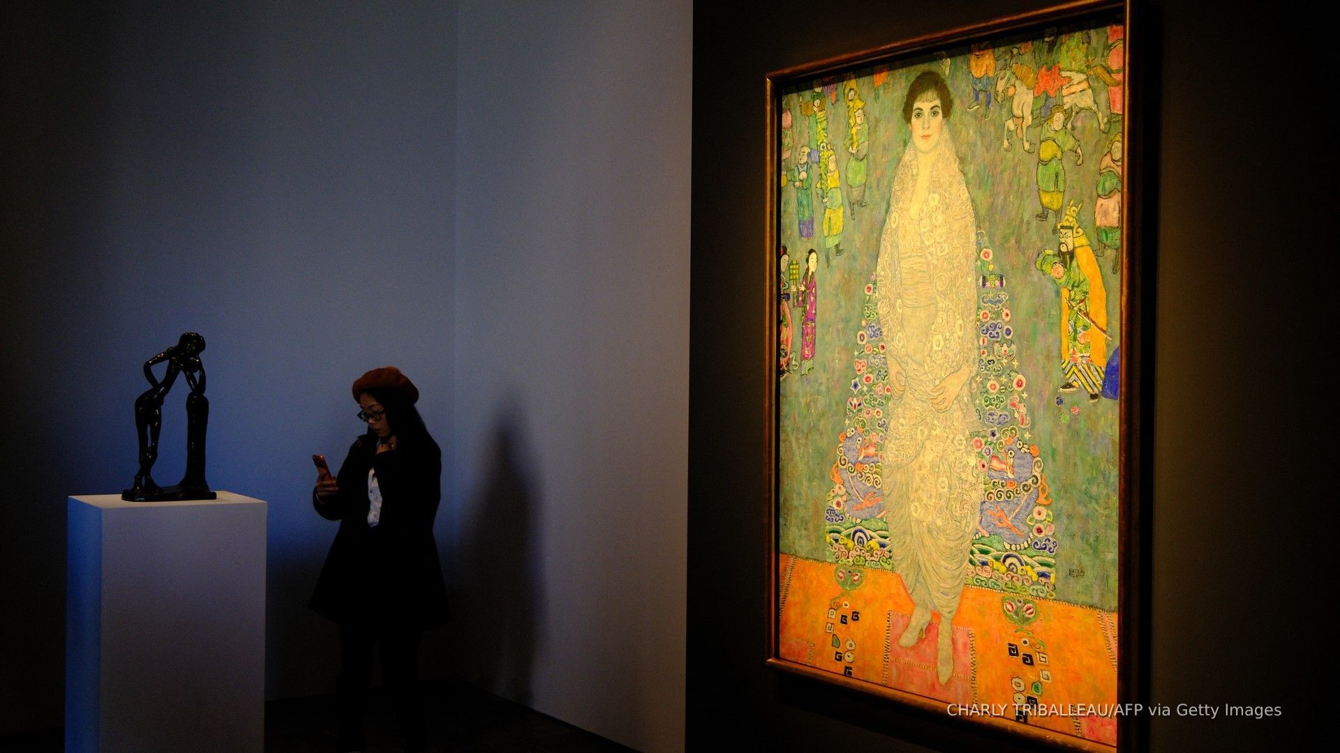 Video thumbnail for Gustav Klimt masterpiece sells for record $236.4M 