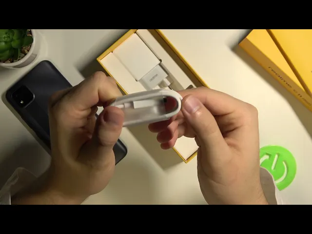 Video thumbnail for Does Realme C11 2021 have USB Cable in Box? Realme Phone Box Accessories - EU Distribution