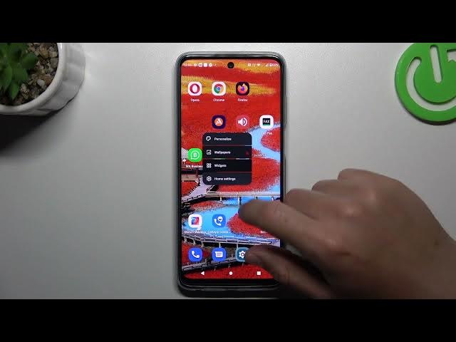 Video thumbnail for How To Add Downloaded Apps To Home Screen Motorola Moto G32