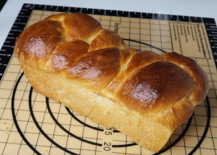 'Video thumbnail for Classic Brioche Bread Recipe'
