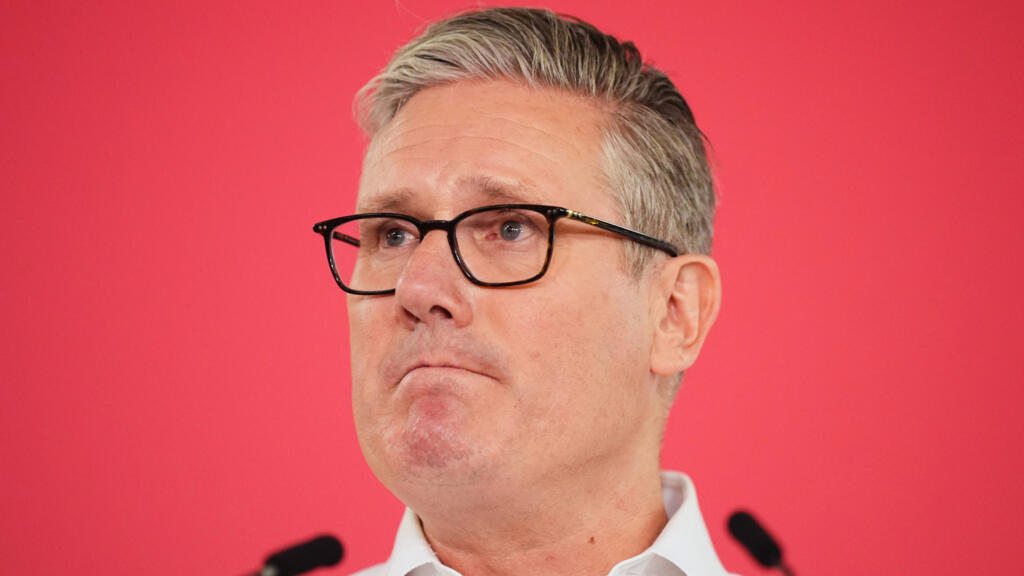 Video thumbnail for UK prime minister faces growing internal pressure to resign