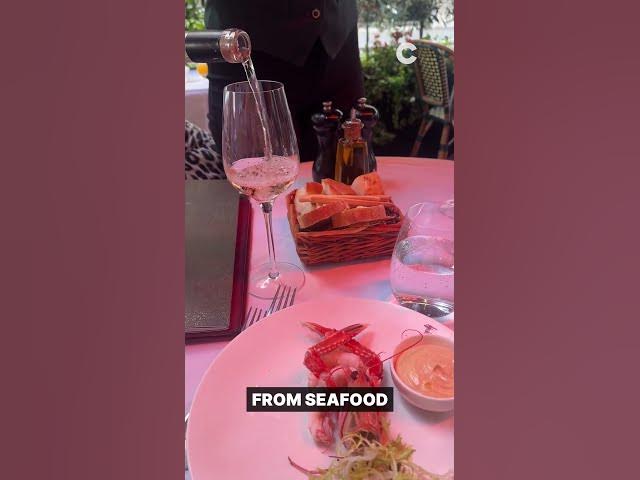 Video thumbnail for London’s largest rosé terrace has officially reopened for its 21st consecutive year.