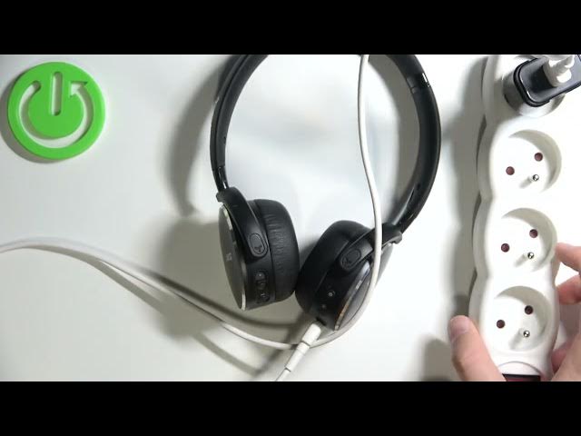 Video thumbnail for How to Charge AKG Y500?