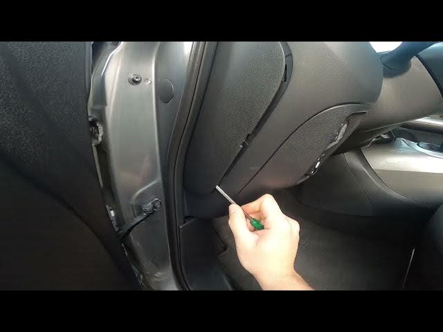 Video thumbnail for Where is Interior Fuse Box in Nissan Juke I ( 2010 - 2019 ) - Find Interior Fuse Box