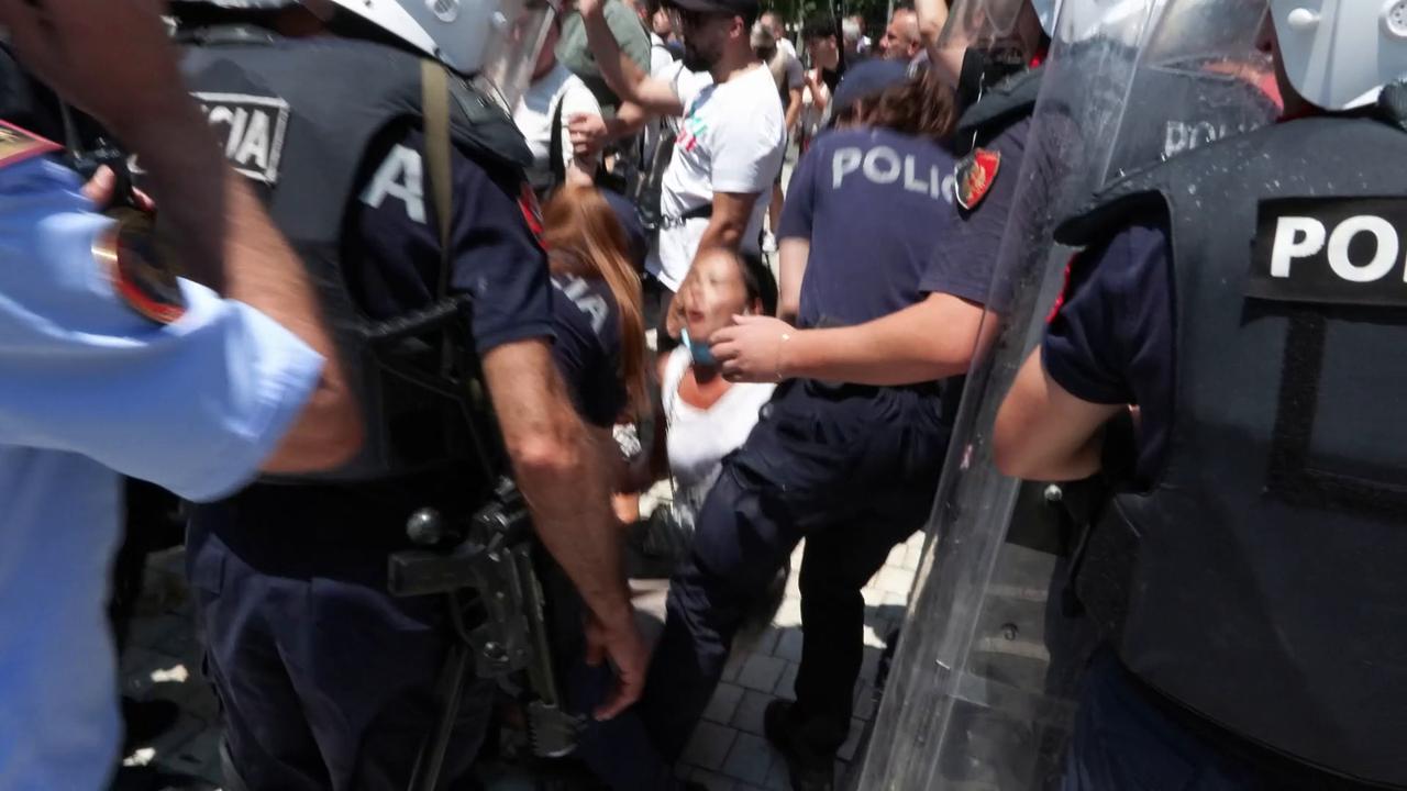 Video thumbnail for Albania: Protesters, police clash during anti-tourism project rally in Tirana.