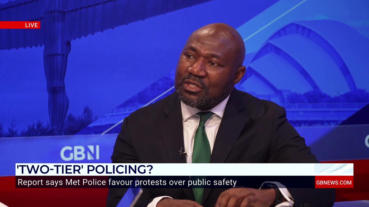 Video thumbnail for WATCH: Sadiq Khan told to increase stop and search by ex-Police Commissioner