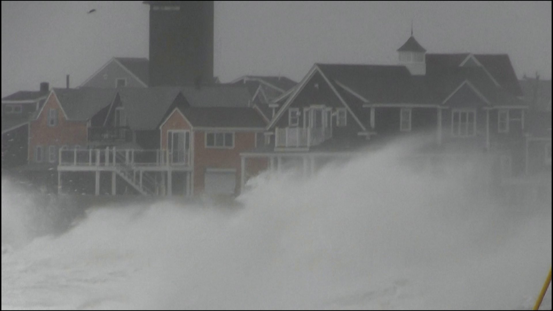 Video thumbnail for Powerful storm batters US Northeast disrupting power and travel