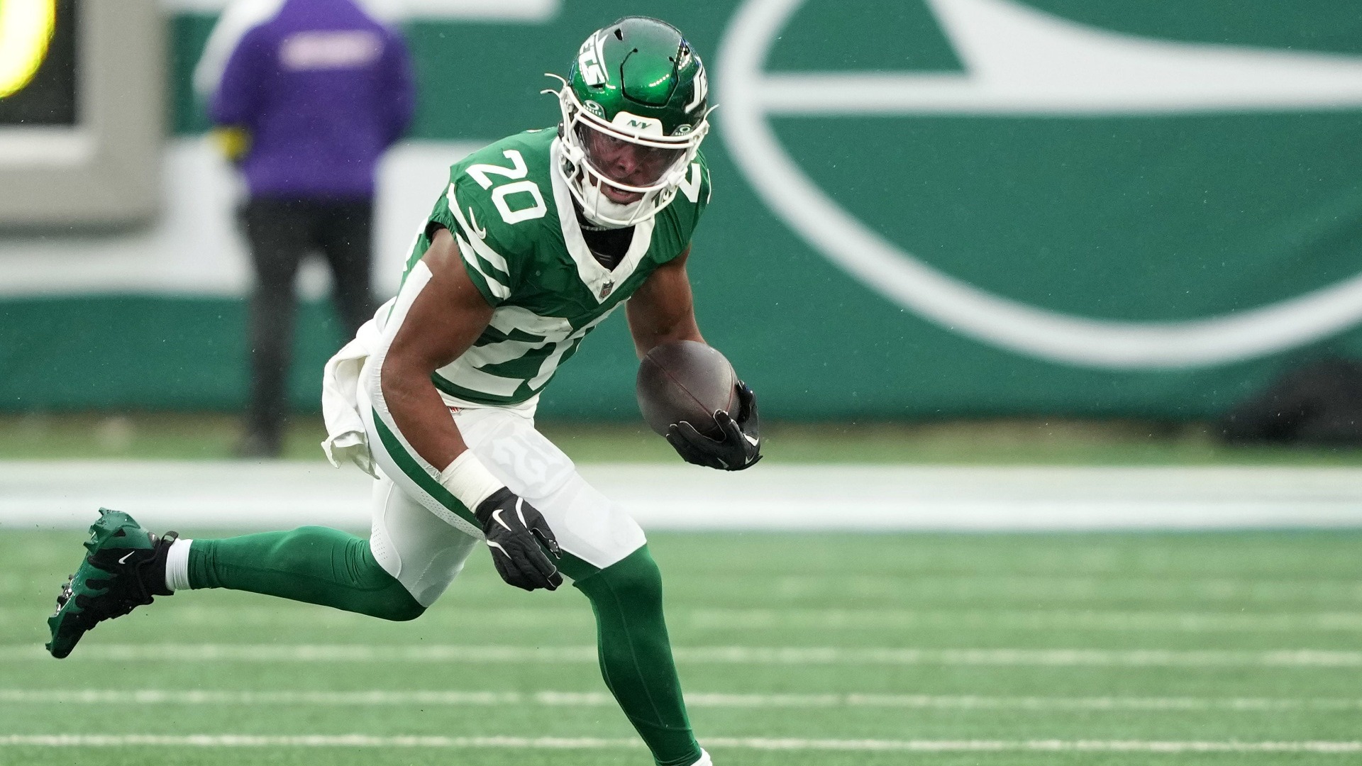 Video thumbnail for Jets vs. Titans: Surprising NFL Schedule Release Insights!