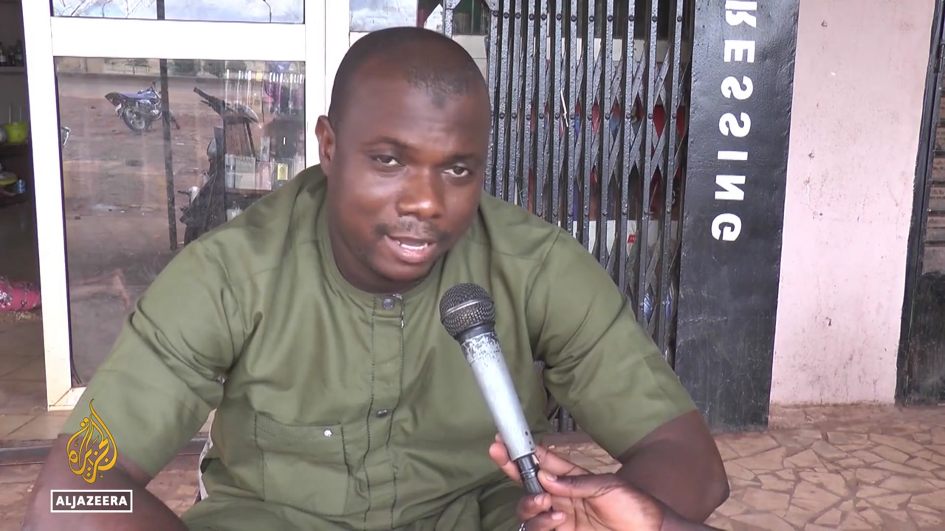 'Video thumbnail for Mali attempted coup: Military government foils alleged overthrow plot'