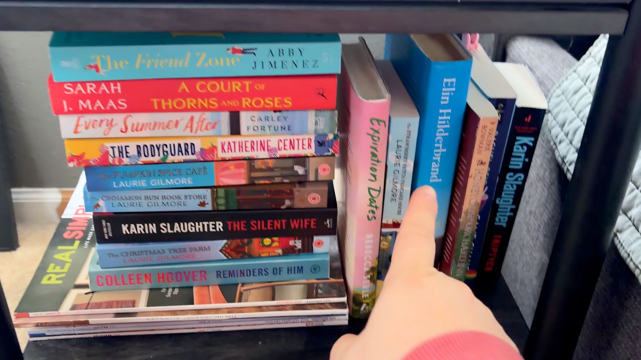 Video thumbnail for Grab Your Favorite Books For This Viral Mother's Day Gift Idea!