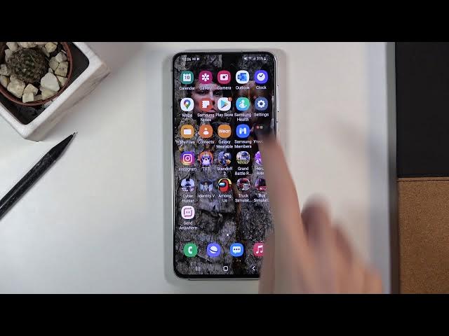 Video thumbnail for How to Remove Fingerprint Access on Samsung Galaxy S21+ - Delete Fingerprint Unlock on Galaxy Device