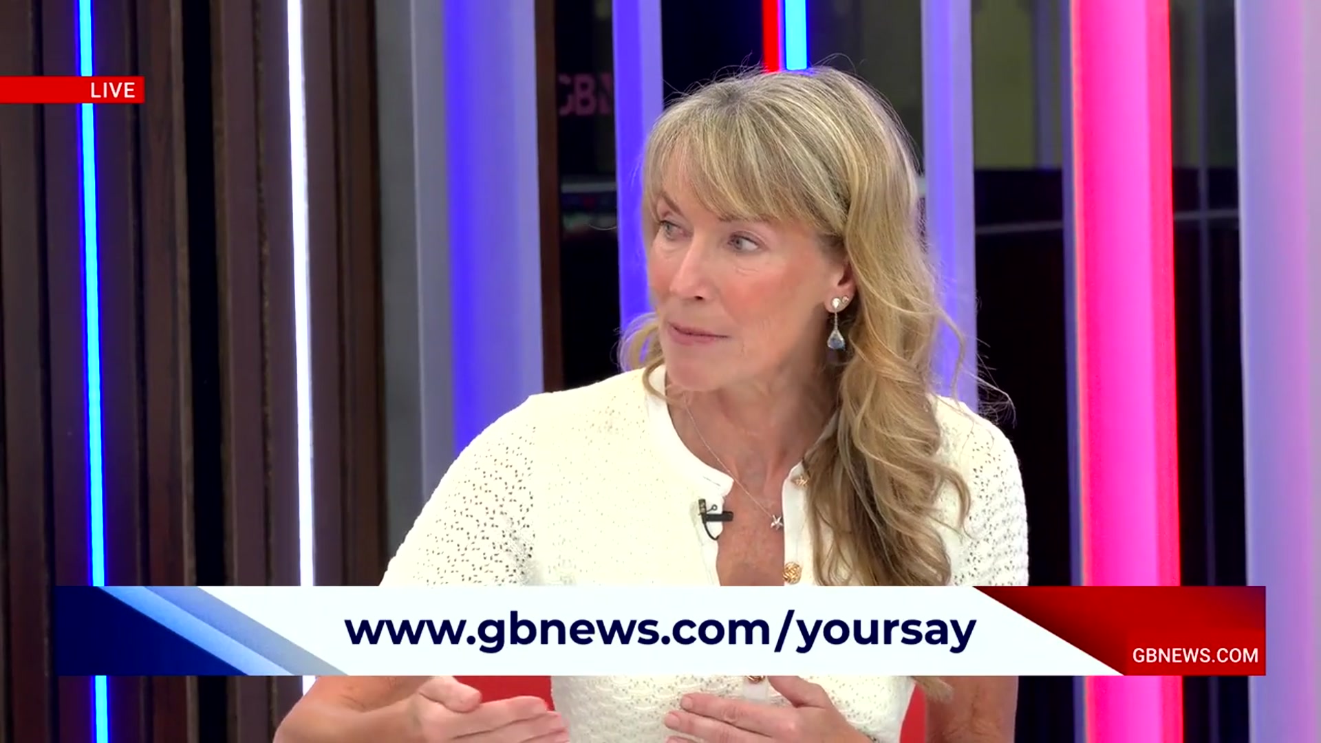 'Video thumbnail for Britain has 'no identity' for migrants to integrate into, Dr Hoenderkamp tells GB News'
