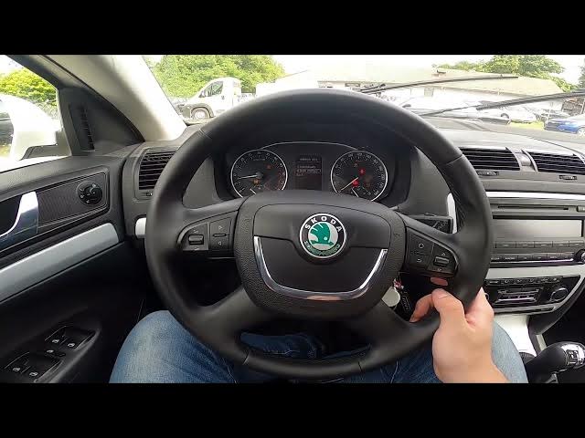 Video thumbnail for How to Switch Mirror Adjustment Mode in Skoda Octavia II ( 2004 – 2013 )