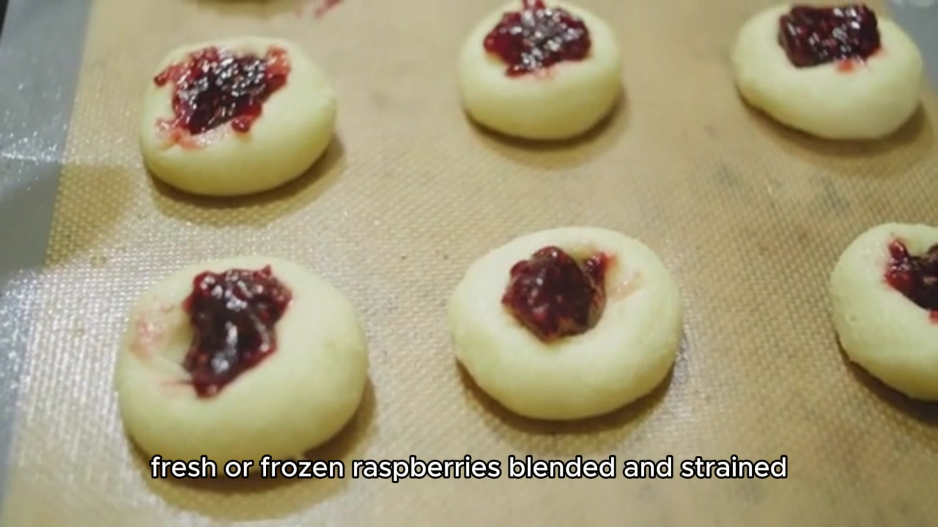 Video thumbnail for _Raspberry Oreo cheesecake balls