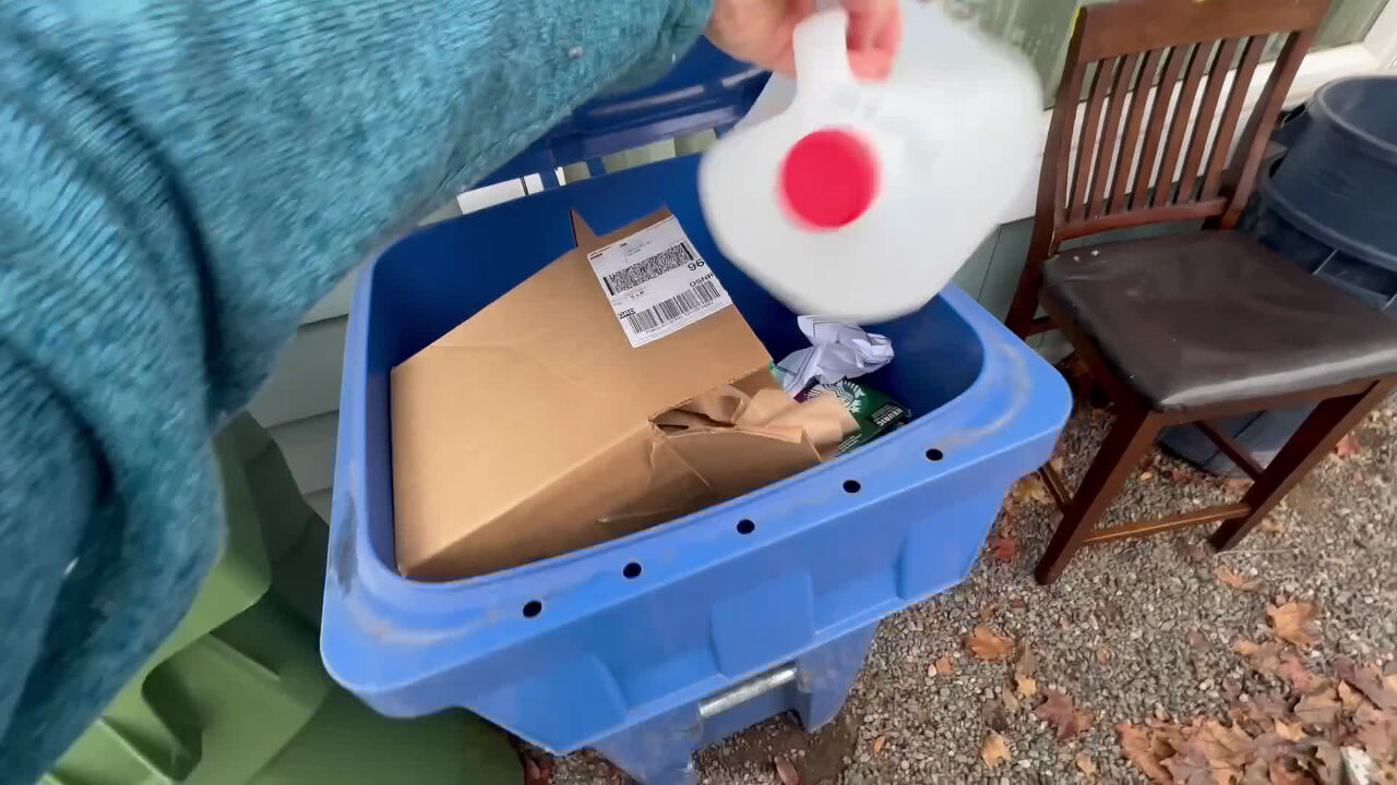 Video thumbnail for The genius new porch decor idea EVERYONE will be copying this Christmas!