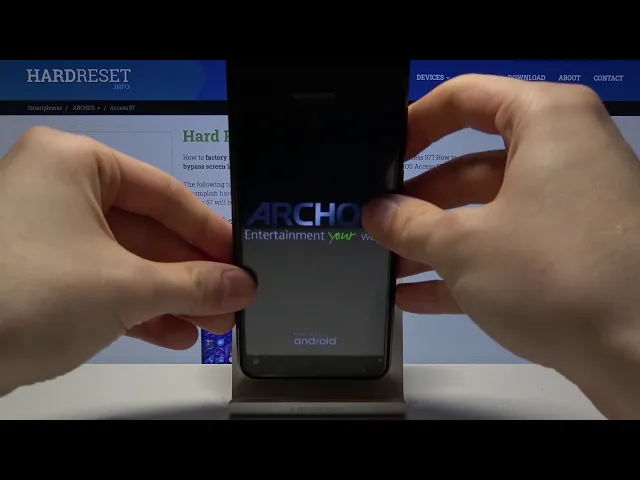 Video thumbnail for How to Install SIM and SD in ARCHOS Access 57 - Insert Nano SIM and Micro SD Card