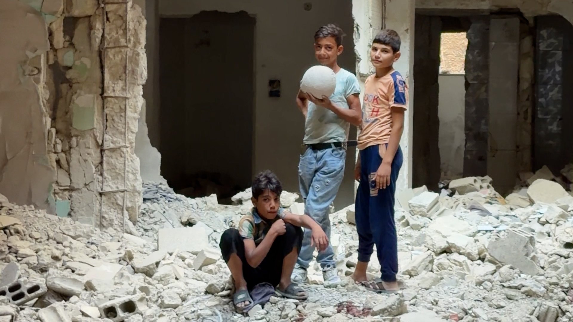 Video thumbnail for The cost of rebuilding family homes in war-ravaged Syria