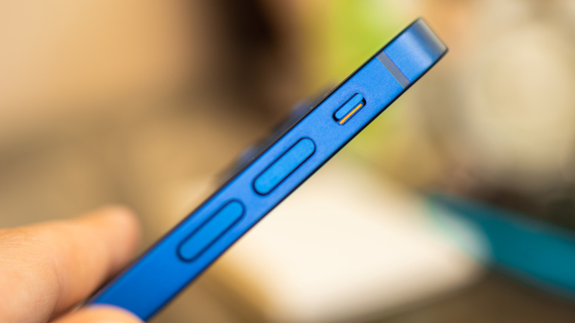 Video thumbnail for Hidden Features Of Your iPhone's Volume Buttons