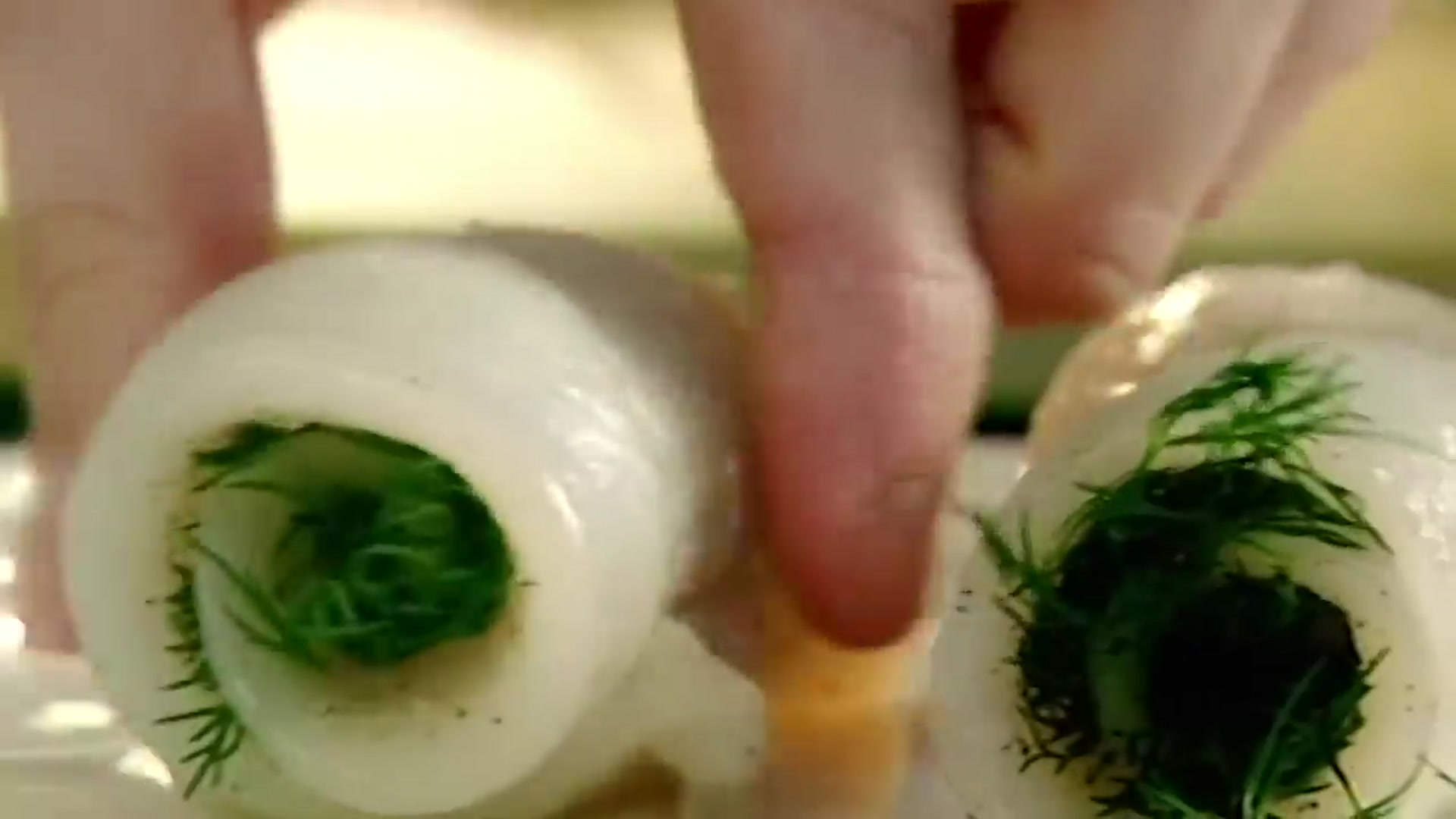 Video thumbnail for Gordon Ramsay's Lemon Sole Recipe ¦ The F Word (720p 25fps)