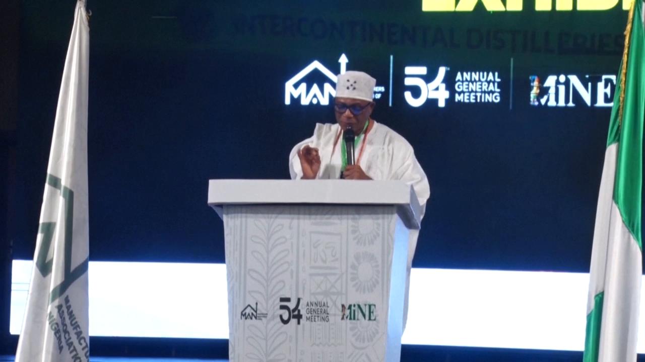 Video thumbnail for Nigeria: Nigerian manufacturers demand cut in cost of production amid surging oil prices.