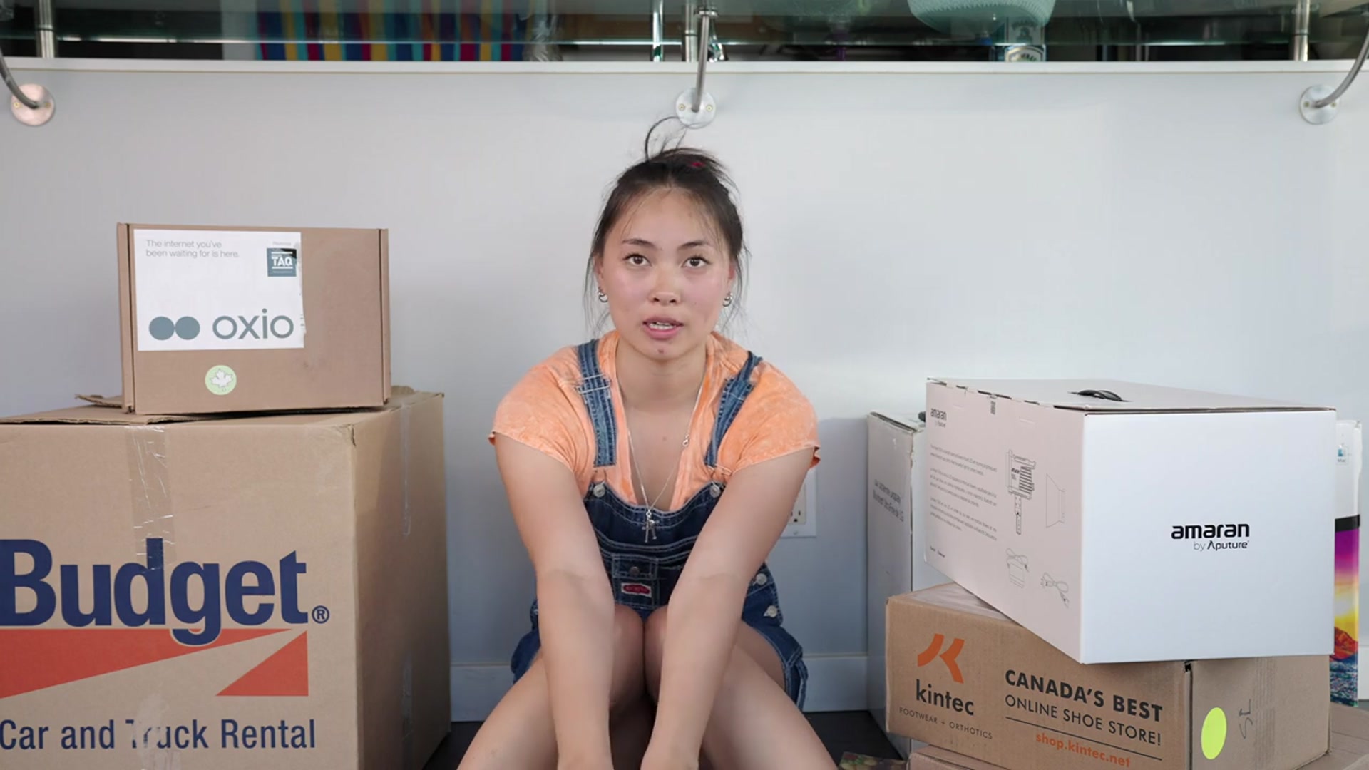Video thumbnail for Moving into my dream Vancouver apartment(720P HD)