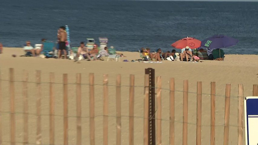 Video thumbnail for Manasquan beach temporarily closed after needles found on shore