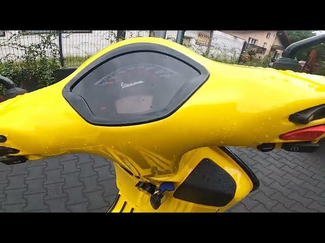 Video thumbnail for How to Check Trip Info in Vespa GTS ( 2005 - now ) - Find and Manage Trip Info