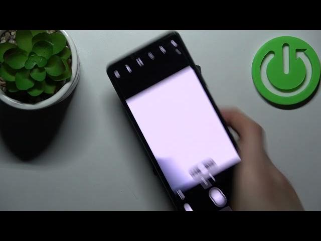 Video thumbnail for SONY Xperia 10 IV - How To Scan QR Codes
