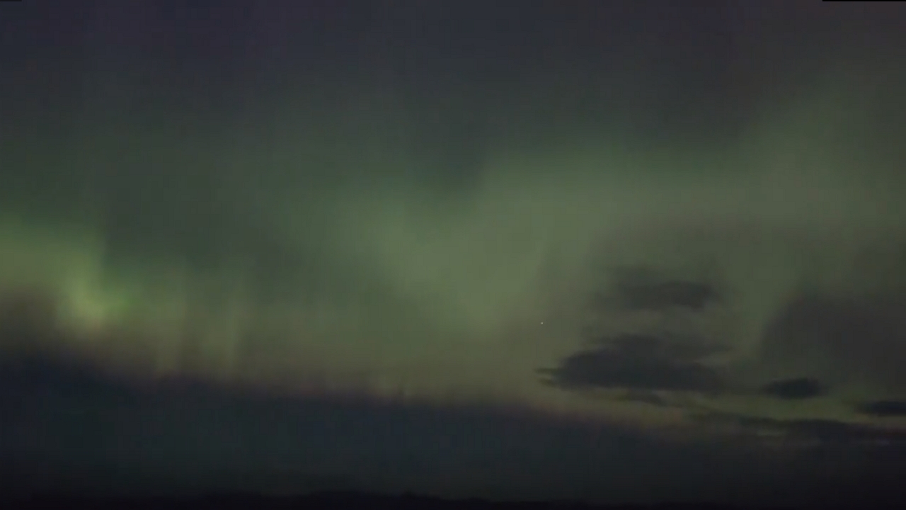 Video thumbnail for Northern lights create a breathtaking spectacle over Helena, Montana