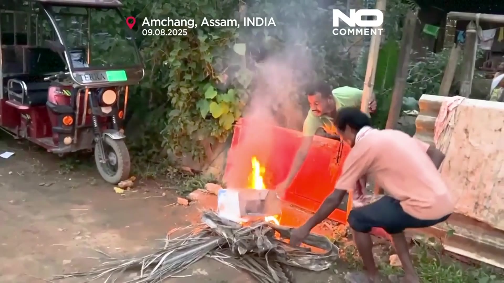 'Video thumbnail for Injured elephant repeatedly visits Indian village for food and water'