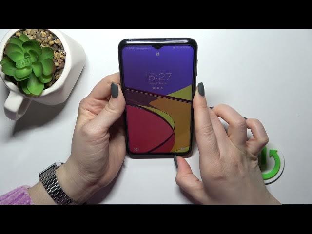 Video thumbnail for Samsung Galaxy F23 - Face Unlock Test