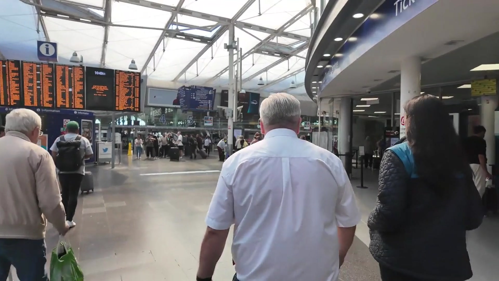 'Video thumbnail for Manchester to London Train Travel Process 2025'