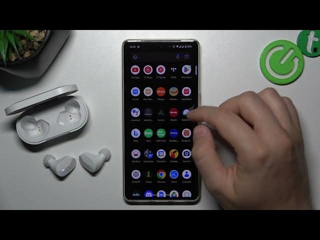 Video thumbnail for How to Pair Belkin SoundForm Earbuds with Android Phone?