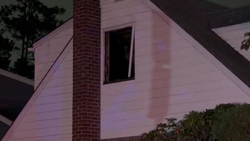 Video thumbnail for 2 adults, child suffer smoke inhalation after escaping East Meadow fire