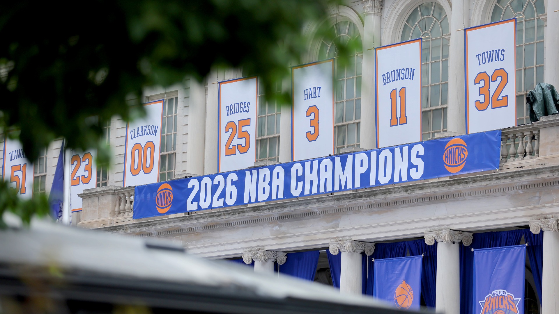 Video thumbnail for Knicks' NBA Title Win: A Celebration of New York Spirit