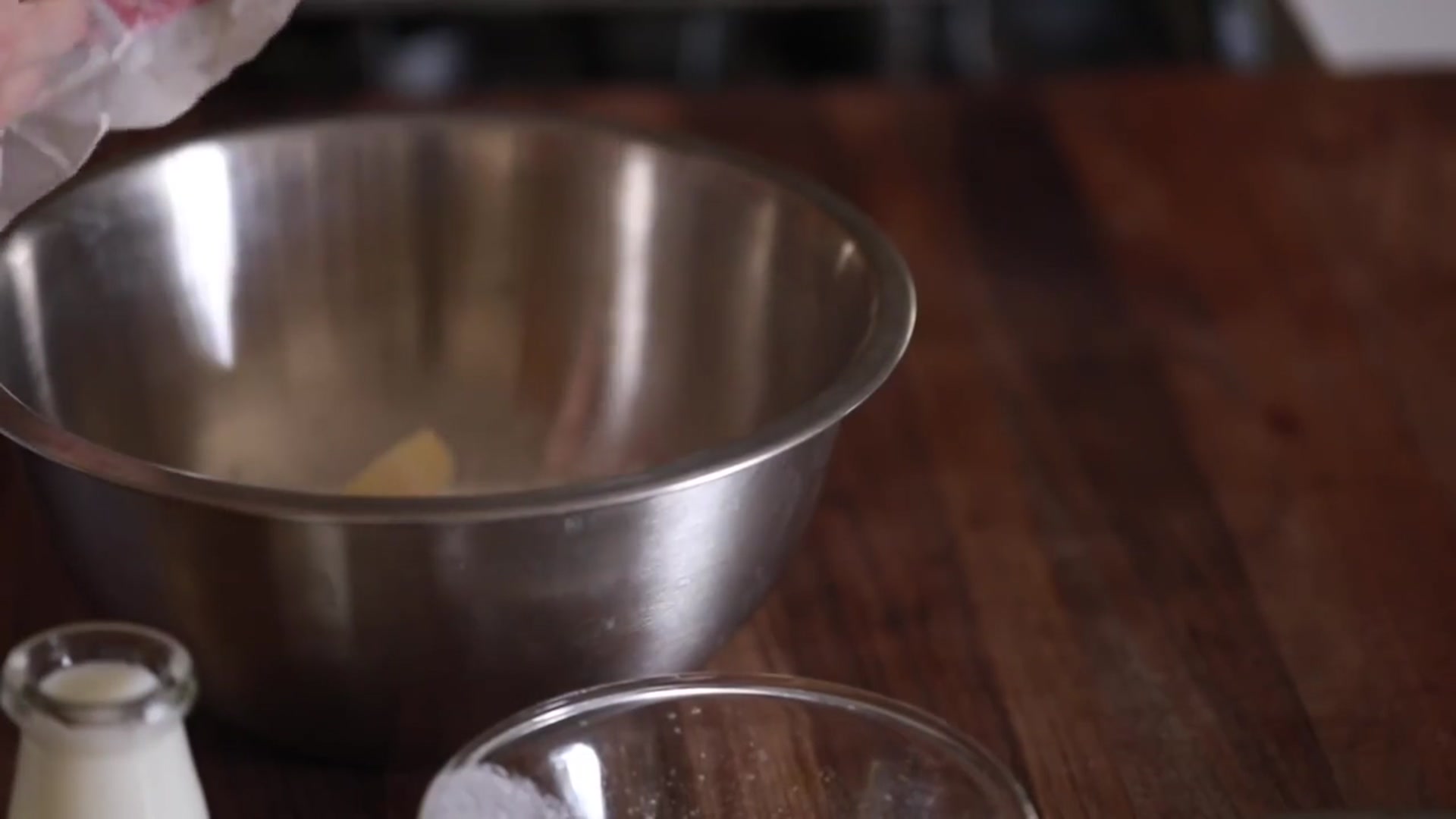 'Video thumbnail for Blackberry "Cobbler"'