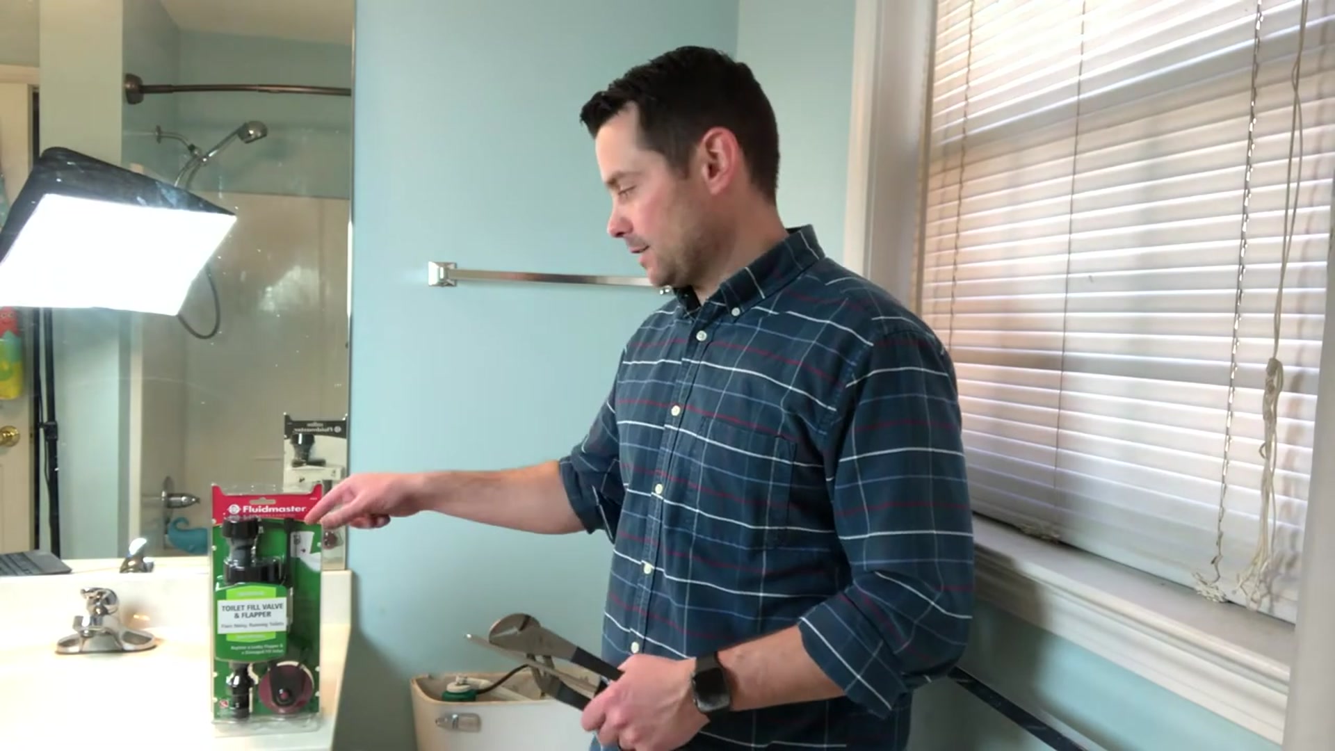 Video thumbnail for How to Fix A Running or Leaky Toilet. Cheap and Easy Fix_(720P_HD)