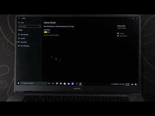 Video thumbnail for How to Enable / Disable Game Mode in Huawei MateBook D15? Windows 10 Game Mode Function